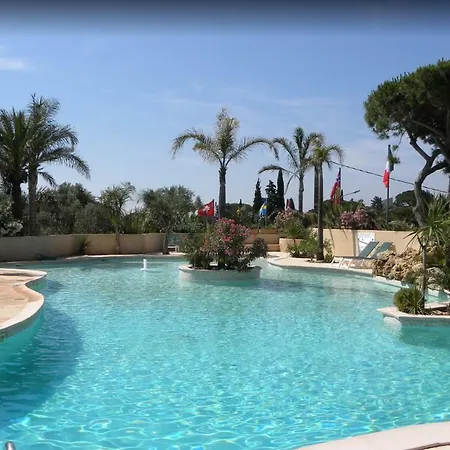 Mobile In Frejus, South Of France ホリデーパーク